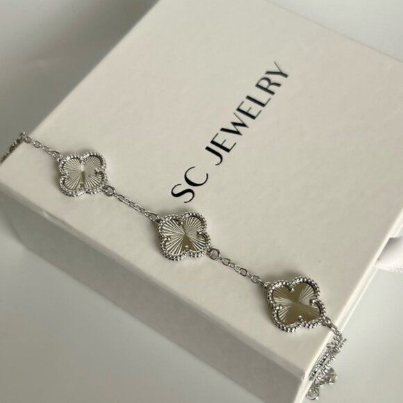 Silver Clover Bracelet 5 Motif Four Leaf Luxury Jewelry - Picture 2 of 13